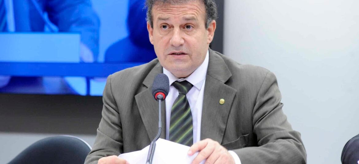 Deputado Pompeo de Mattos, relator do projeto