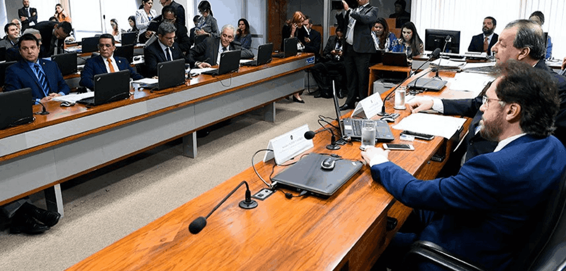 CAE aprova prorrogacaoo da dedução da contribuição do empregador domestico